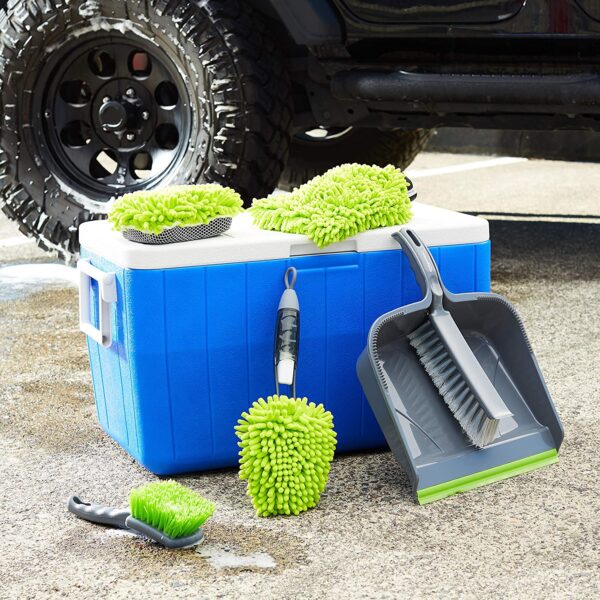 AmazonBasics Car Cleaning Kit